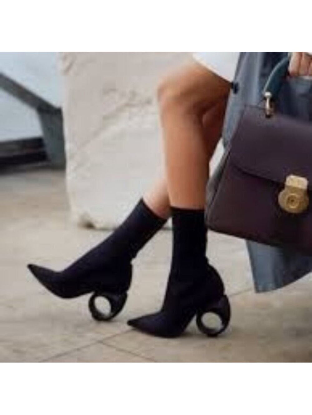 Burberry Runway Sculptural Circle Sock Boots Stretch Knit Size 37/7 Worn Once